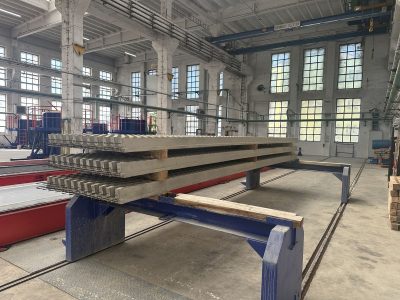 lorries-de-sortie-des-produits-1